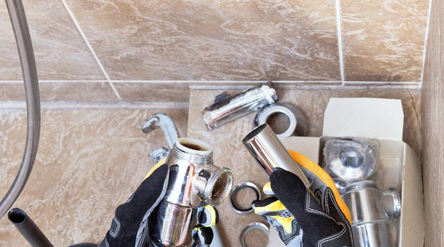 Professional gutter cleaning in Galena, MD